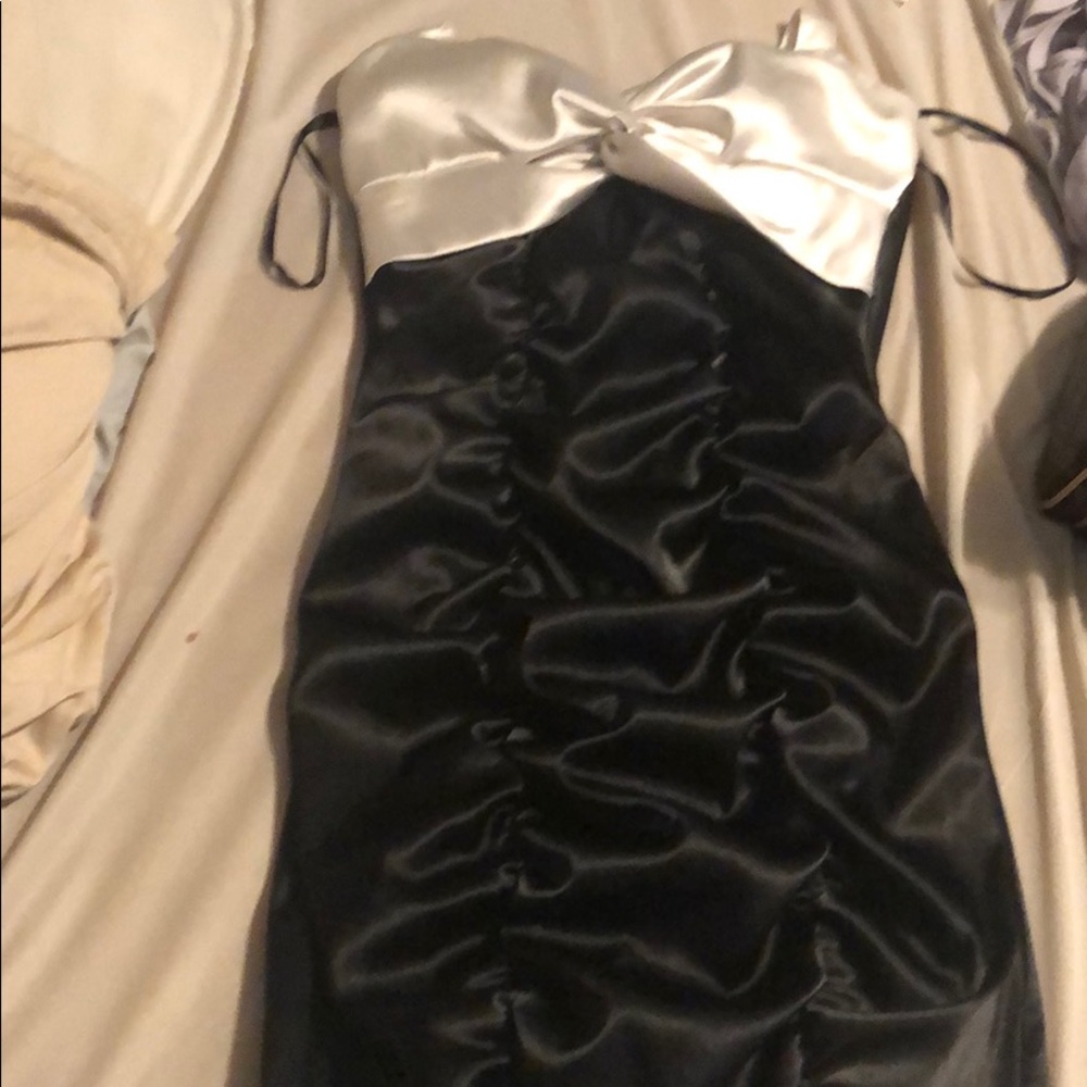 Black and white Arden b dress
